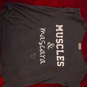 Color is gray the size is XL The brand is free kisses and I’m selling it for $5